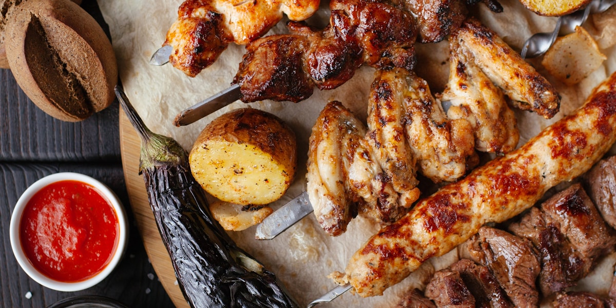 Hosting a Corporate Lunch in Miami: How to Impress Without Leaving the Office