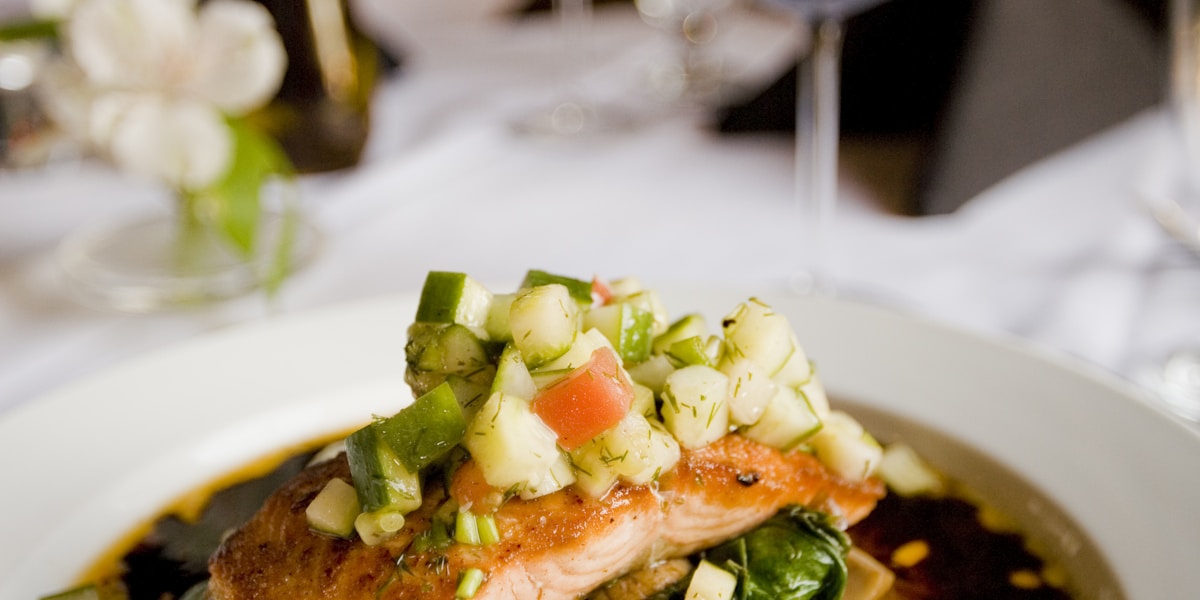 The Business Case for Investing in Miami buffet catering